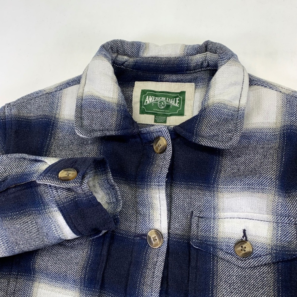 American Eagle Womens XS Plaid Flannel Shirt Sherpa Lined Button Up‎ Blue White